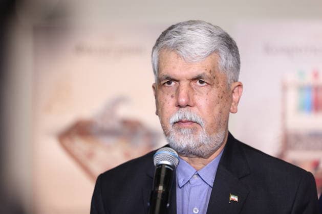 RUSSIA, MOSCOW - SEPTEMBER 28, 2026: Iran s Minister of Culture and Islamic Guidance Abbas Salehi speaks at an exhibition of Iranian Art and Folk Arts and Crafts during the Festival of Iranian Culture at the All-Russian Museum of Decorative Art Moscow Russia  - ZUMAt113 20260928_zaa_t113_081 Copyright: xArtyomxGeodakyanx