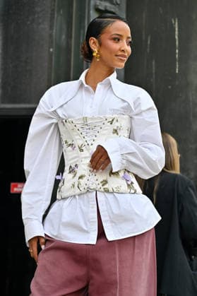 PFW Weinsanto Outside Arrivals JR Flora Coquerel arriving at Weinsanto show during Paris Fashion Week, in Paris, France on 28 September 2026. Photo by Julien Reynaud APS-Medias ABACAPRESS.COM Paris France  Copyright: xReynaudxJulien APS-Medias ABACAx