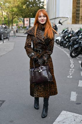 PFW Weinsanto Outside Arrivals JR Guest arriving at Weinsanto show during Paris Fashion Week, in Paris, France on 28 September 2026. Photo by Julien Reynaud APS-Medias ABACAPRESS.COM Paris France  Copyright: xReynaudxJulien APS-Medias ABACAx