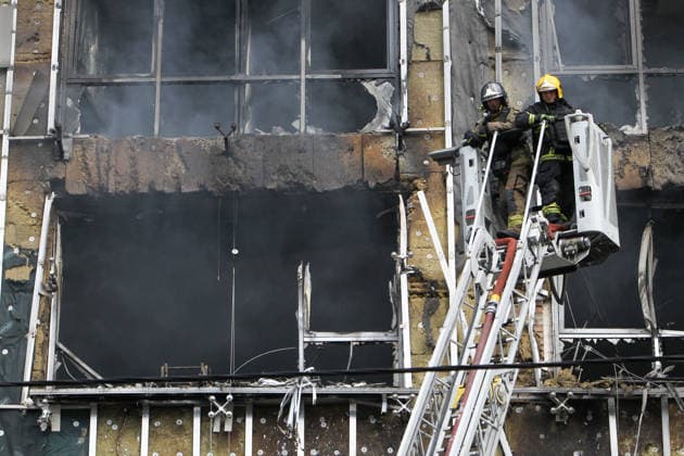 Smoke rises from a business centre, damaged by a Russian drone strike, Dnipro, Ukraine, September 28, 2026. At least three people were killed, and another 15 people were injured in the attack. (Photo by Mykola Miakshykov Ukrinform) Russians attack business centre in Dnipro with drone  Copyright: xMykolaxMiakshykovx