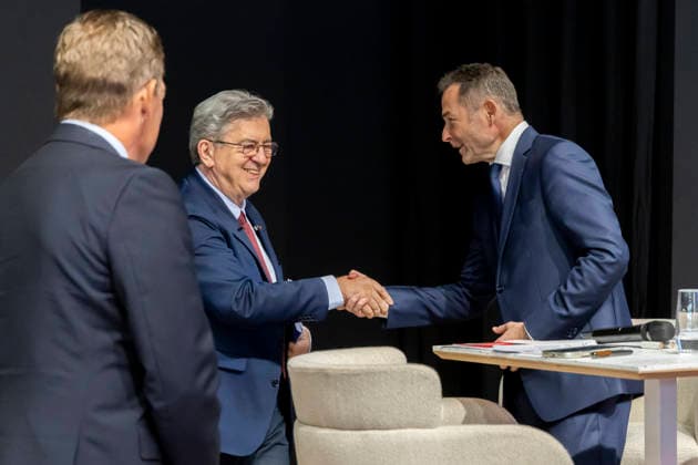 Paris, France September 28, 2026 - Le Grand Oral at the Paris Construction Show, where candidates for the 2027 French presidential election present their proposals regarding the construction and housing sectors. BATIMAT is an international trade fair for building and construction professionals. This year s edition takes place from September 28 to October 1 - Jean Luc Melenchon, Frederic Carre POLITIQUE, BATIMAT, SECTEUR DE LA CONSTRUCTION, ECONOMIE, BTP, FFB, PATONS, DIRIGEANTS Copyright: xVincentxIsorex
