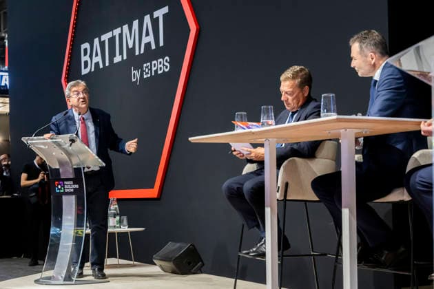 Paris, France September 28, 2026 - Le Grand Oral at the Paris Construction Show, where candidates for the 2027 French presidential election present their proposals regarding the construction and housing sectors. BATIMAT is an international trade fair for building and construction professionals. This year s edition takes place from September 28 to October 1 - Jean Luc Melenchon POLITIQUE, BATIMAT, SECTEUR DE LA CONSTRUCTION, ECONOMIE, BTP  Copyright: xVincentxIsorex