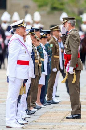 King Felipe VI of Spain at the award ceremony for the Order of Saint Hermenegild and the military parade at the Monastery of El Escorial, San Lorenzo de El Escorial, September 28, 2026 Foto:xDyDxFotografosx xFuturexImagex felipe_6912