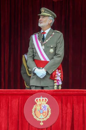 King Felipe VI of Spain at the award ceremony for the Order of Saint Hermenegild and the military parade at the Monastery of El Escorial, San Lorenzo de El Escorial, September 28, 2026 Foto:xDyDxFotografosx xFuturexImagex felipe_6914
