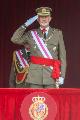 King Felipe VI of Spain at the award ceremony for the Order of Saint Hermenegild and the military parade at the Monastery of El Escorial, San Lorenzo de El Escorial, September 28, 2026 Foto:xDyDxFotografosx xFuturexImagex felipe_6915