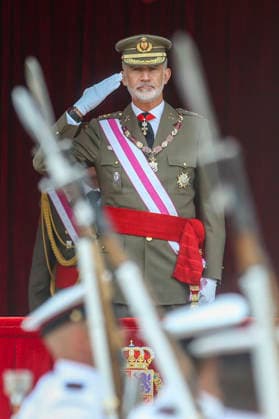 King Felipe VI of Spain at the award ceremony for the Order of Saint Hermenegild and the military parade at the Monastery of El Escorial, San Lorenzo de El Escorial, September 28, 2026 Foto:xDyDxFotografosx xFuturexImagex felipe_6916
