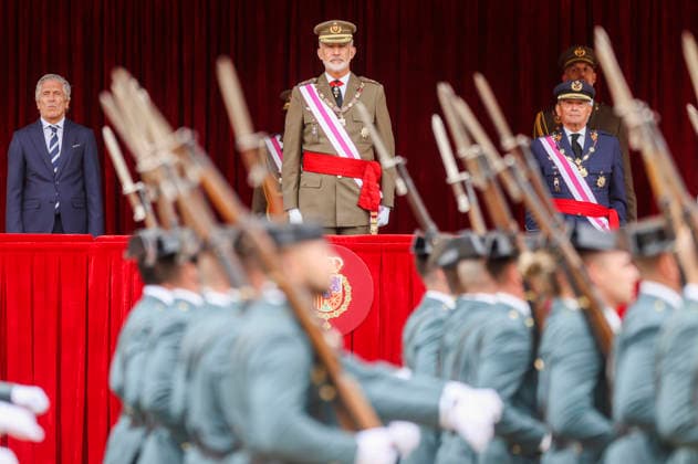 King Felipe VI of Spain at the award ceremony for the Order of Saint Hermenegild and the military parade at the Monastery of El Escorial, San Lorenzo de El Escorial, September 28, 2026 Foto:xDyDxFotografosx xFuturexImagex felipe_6917