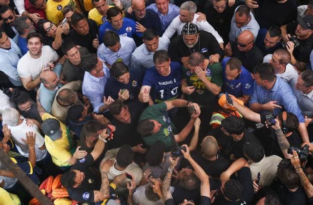 RECORD DATE NOT STATED Flavio Bolsonaro, Ricardo Nunes, and Tarcisio de Freitas campaign at the Sao Paulo Municipal Market. Sao Paulo (SP), 09 28 2026 2026 elections campaign Presidential candidate Flavio Bolsonaro (PL), Sao Paulo governor and candidate for re-election Tarcisio de Freitas (Republicanos) and Sao Paulo mayor Ricardo Nunes (MDB) participate in a campaign event at the Sao Paulo Municipal Market, in the central region of the Sao Paulo capital, this Monday (28).(Foto: Leco Viana Thenews2 imago images) Flavio Bolsonaro, Ricardo Nunes, and Tarcisio de Freitas campaign at the Sao Paulo Municipal Market.  Copyright: xLecoxVianax