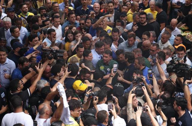 RECORD DATE NOT STATED Flavio Bolsonaro, Ricardo Nunes, and Tarcisio de Freitas campaign at the Sao Paulo Municipal Market. Sao Paulo (SP), 09 28 2026 2026 elections campaign Presidential candidate Flavio Bolsonaro (PL), Sao Paulo governor and candidate for re-election Tarcisio de Freitas (Republicanos) and Sao Paulo mayor Ricardo Nunes (MDB) participate in a campaign event at the Sao Paulo Municipal Market, in the central region of the Sao Paulo capital, this Monday (28).(Foto: Leco Viana Thenews2 imago images) Flavio Bolsonaro, Ricardo Nunes, and Tarcisio de Freitas campaign at the Sao Paulo Municipal Market.  Copyright: xLecoxVianax