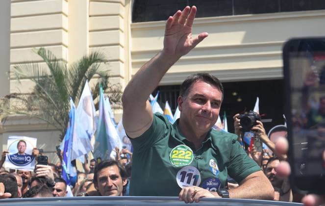RECORD DATE NOT STATED Flavio Bolsonaro, Ricardo Nunes, and Tarcisio de Freitas campaign at the Sao Paulo Municipal Market. Sao Paulo (SP), 09 28 2026 2026 elections campaign Presidential candidate Flavio Bolsonaro (PL), Sao Paulo governor and candidate for re-election Tarcisio de Freitas (Republicanos) and Sao Paulo mayor Ricardo Nunes (MDB) participate in a campaign event at the Sao Paulo Municipal Market, in the central region of the Sao Paulo capital, this Monday (28).(Foto: Leco Viana Thenews2 imago images) Flavio Bolsonaro, Ricardo Nunes, and Tarcisio de Freitas campaign at the Sao Paulo Municipal Market.  Copyright: xLecoxVianax