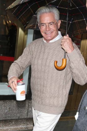 September 28, 2026, New York, New York, USA: KYLE MACLACHLAN with umbrella on a rainy day in Midtown Manhattan, New York, City, where he visited Ã¢â‚¬ËœThe Today ShowÃ¢â‚¬â ¢ on NBC and SiriusXM New York USA - ZUMAh16_ 20260928_zaf_h16_032 Copyright: xDanxHerrickx