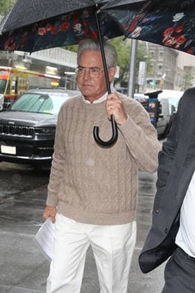 September 28, 2026, New York, New York, USA: KYLE MACLACHLAN with umbrella on a rainy day in Midtown Manhattan, New York, City, where he visited Ã¢â‚¬ËœThe Today ShowÃ¢â‚¬â ¢ on NBC and SiriusXM New York USA - ZUMAh16_ 20260928_zaf_h16_036 Copyright: xDanxHerrickx