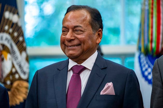 Board Member of Mesabi Metallics and Director of Essar Capital Prashant Ruia looks on as President Donald Trump delivers an announcement in the Oval Office of the White House in Washington, DC on Monday, September 28, 2026. Trump announced a nearly $18 billion investment by Mesabi Metallics to build the largest steel plant in U.S. history in Iowa.  WAP20260928342 BONNIExCASH