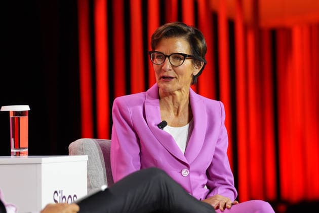 Jane Fraser, CEO of the U.S. financial group Citi, speaks during the opening session of the Sibos conference at the Miami Beach Convention Center, United States, 28 September 2026. Fraser called for a ban on artificial intelligence (AI) agents that carry out transactions without oversight, while the International Monetary Fund (IMF) urged that the potential risks of the technology be taken seriously. The head of the Citi Group calls for oversight of artificial intelligence agents !ACHTUNG: NUR REDAKTIONELLE NUTZUNG!  Copyright: xAlbertoxBoalx USA3111 20260928-55021530837_1