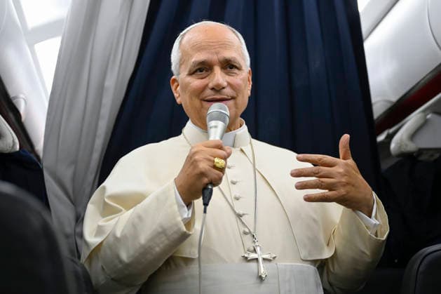 TRIP_PAPA_2026 Italy, In Flight, Vatican, 2026 9 29 Pope Leo XIV gives a press conference with accredited journalists on the return flight from France. EDITORIAL USE ONLY - NO BOOKS Copyright: xVATICANxMEDIA xCatholicxPressxPhotox