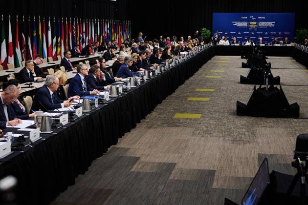 September 28, 2026, Toronto, On, Canada: Foreign ministers, representatives and delegates gather at the Pathways to Peace conference on the return of Ukrainian children held by Russian officials in Toronto, on Monday, Sept. 28, 2026. Toronto Canada  - ZUMAc35_ 20260928_zaf_c35_142 Copyright: xSammyxKoganx