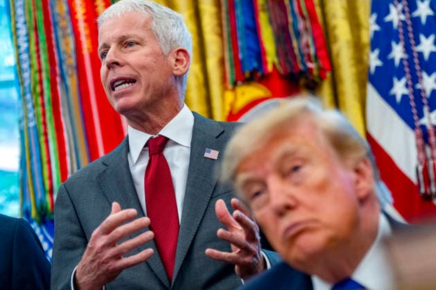 United States Secretary of Energy Chris Wright speaks during an announcement in the Oval Office of the White House in Washington, DC on Monday, September 28, 2026. President Trump announced a nearly $18 billion investment by Mesabi Metallics to build the largest steel plant in U.S. history in Iowa. Copyright: xBonniexCashx xPoolxviaxCNPx MediaPunchx