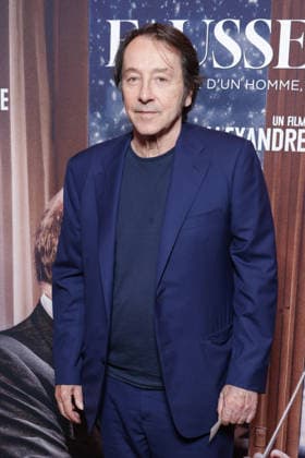 Fausse Note Premiere - Paris Jean-Hugues Anglade attends the photocall for the premiere of Fausse Note held at the Publicis Cinema in Paris, France on September 28, 2026. Photo by David Boyer ABACAPRESS.COM Paris France  Copyright: xBoyerxDavid ABACAx