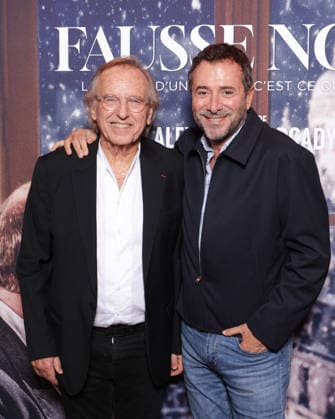 Fausse Note Premiere - Paris Alexandre Arcady and Bernard Montiel attend the photocall for the premiere of Fausse Note held at the Publicis Cinema in Paris, France on September 28, 2026. Photo by David Boyer ABACAPRESS.COM Paris France  Copyright: xBoyerxDavid ABACAx