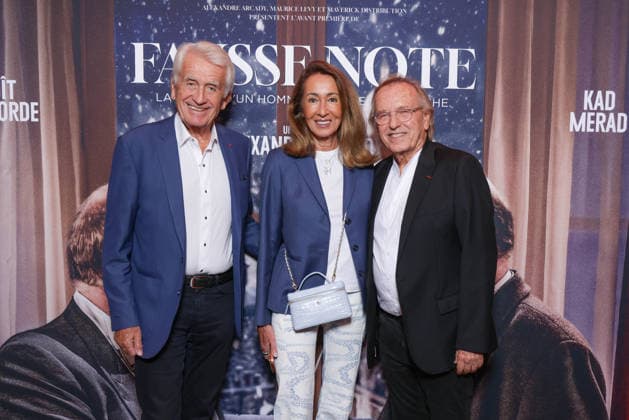 Fausse Note Premiere - Paris Gilbert Coullier, Nicole Coullier and Alexandre Arcady attend the photocall for the premiere of Fausse Note held at the Publicis Cinema in Paris, France on September 28, 2026. Photo by David Boyer ABACAPRESS.COM Paris France  Copyright: xBoyerxDavid ABACAx