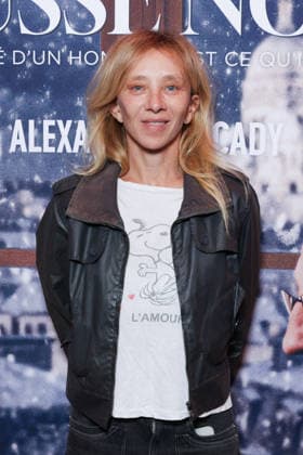 Fausse Note Premiere - Paris Sylvie Testud attends the photocall for the premiere of Fausse Note held at the Publicis Cinema in Paris, France on September 28, 2026. Photo by David Boyer ABACAPRESS.COM Paris France  Copyright: xBoyerxDavid ABACAx