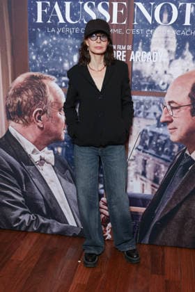 Fausse Note Premiere - Paris Anne Parillaud attends the photocall for the premiere of Fausse Note held at the Publicis Cinema in Paris, France on September 28, 2026. Photo by David Boyer ABACAPRESS.COM Paris France  Copyright: xBoyerxDavid ABACAx
