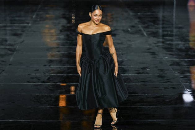 PFW - LOreal Runway in Paris FA French gymnast Melanie de Jesus dos Santos walks the runway of l Oreal Paris for the Women s Spring Summer 2027 collection fashion during the Paris Fashion Week, on September 28, 2026. Photo by Firas Abdullah ABACAPRESS.COM Paris Ile-de-France France  Copyright: xAbdullahxFiras ABACAx