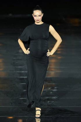 PFW - LOreal Runway in Paris FA Luma Grothe walks the runway of l Oreal Paris for the Women s Spring Summer 2027 collection fashion during the Paris Fashion Week, on September 28, 2026. Photo by Firas Abdullah ABACAPRESS.COM Paris Ile-de-France France  Copyright: xAbdullahxFiras ABACAx