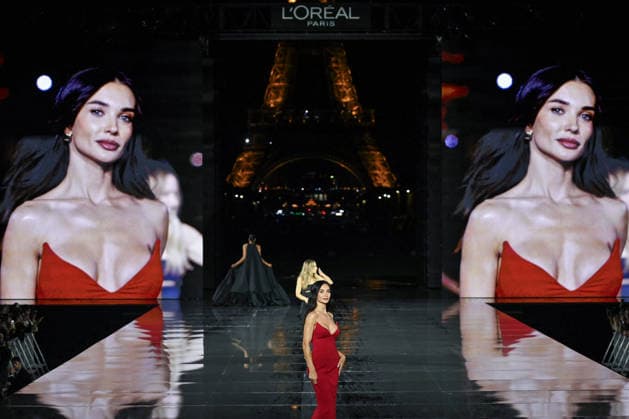 PFW - LOreal Runway in Paris FA Amy Jackson Westwick walks the runway of l Oreal Paris for the Women s Spring Summer 2027 collection fashion during the Paris Fashion Week, on September 28, 2026. Photo by Firas Abdullah ABACAPRESS.COM Paris Ile-de-France France  Copyright: xAbdullahxFiras ABACAx