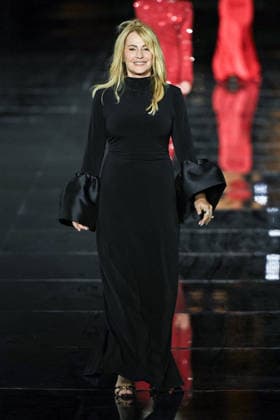 PFW - LOreal Runway in Paris FA Nadia Comaneci walks the runway of l Oreal Paris for the Women s Spring Summer 2027 collection fashion during the Paris Fashion Week, on September 28, 2026. Photo by Firas Abdullah ABACAPRESS.COM Paris Ile-de-France France  Copyright: xAbdullahxFiras ABACAx