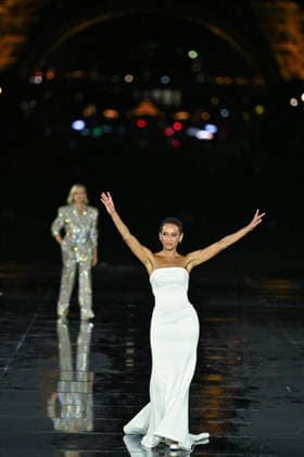 PFW - LOreal Runway in Paris FA Tais Araujo walks the runway of l Oreal Paris for the Women s Spring Summer 2027 collection fashion during the Paris Fashion Week, on September 28, 2026. Photo by Firas Abdullah ABACAPRESS.COM Paris Ile-de-France France  Copyright: xAbdullahxFiras ABACAx