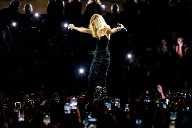 September 28, 2026, Paris, Fra, France: Canadian singer and global music icon Celine Dion y at the LOREAL Paris fashion show Paris France - ZUMAv140 20260928_zip_v140_004 Copyright: xReginaxVoroninax