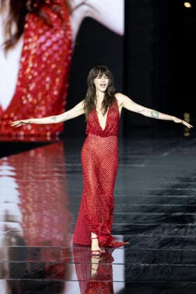 Charlotte Cardin – L’Oréal Paris Express Your Worth Fashion Show in Paris, France, on September 29, 2025 Olivier Borde Bestimage L’Oréal Paris Fashion Show, Express Your Worth in Paris, France, September 2025 France  Copyright: xOLIVIERxBORDEx xBESTIMAGExOLIVIERxBORDEx xBESTIMAGEx