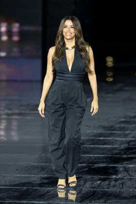 Eva Longoria – L’Oréal Paris Express Your Worth Fashion Show in Paris, France, on September 29, 2025 Olivier Borde Bestimage L’Oréal Paris Fashion Show, Express Your Worth in Paris, France, September 2025, France  Copyright: xOLIVIERxBORDEx xBESTIMAGExOLIVIERxBORDEx xBESTIMAGEx