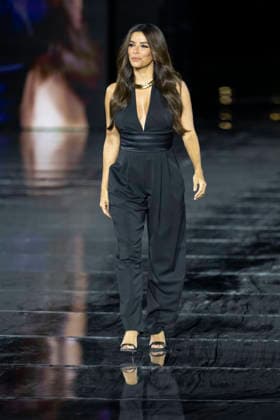 Eva Longoria – L’Oréal Paris Express Your Worth Fashion Show in Paris, France, on September 29, 2025 Olivier Borde Bestimage L’Oréal Paris Fashion Show, Express Your Worth in Paris, France, September 2025, France  Copyright: xOLIVIERxBORDEx xBESTIMAGExOLIVIERxBORDEx xBESTIMAGEx
