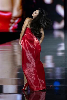Yasmine Sabrii – L’Oréal Paris Express Your Worth Fashion Show in Paris, France, on September 29, 2025 Olivier Borde Bestimage L’Oréal Paris Fashion Show, Express Your Worth in Paris, France, September 2025 France  Copyright: xOLIVIERxBORDEx xBESTIMAGExOLIVIERxBORDEx xBESTIMAGEx
