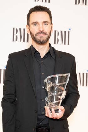 IPA89087466 - London, red carpet at the 2026 BMI Awards. Pictured: Johnny McDaid  Copyright: xCristinaxMasseix xCristinaxMasseix IPA89087466