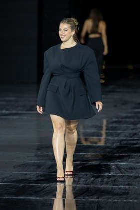 Helena Bailly – L’Oréal Paris Express Your Worth Fashion Show in Paris, France, on September 29, 2025 Olivier Borde Bestimage L’Oréal Paris Fashion Show, Express Your Worth in Paris, France, September 2025 France  Copyright: xOLIVIERxBORDEx xBESTIMAGExOLIVIERxBORDEx xBESTIMAGEx