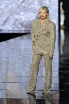 Isabella Ferrari – L’Oréal Paris Express Your Worth Fashion Show in Paris, France, on September 29, 2025 Olivier Borde Bestimage L’Oréal Paris Fashion Show, Express Your Worth in Paris, France, September 2025, France  Copyright: xOLIVIERxBORDEx xBESTIMAGExOLIVIERxBORDEx xBESTIMAGEx
