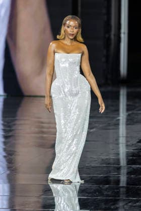 Ama Qamata – L’Oréal Paris Express Your Worth Fashion Show in Paris, France, on September 29, 2025 Olivier Borde Bestimage L’Oréal Paris Fashion Show, Express Your Worth in Paris, France, September 2025, France  Copyright: xOLIVIERxBORDEx xBESTIMAGExOLIVIERxBORDEx xBESTIMAGEx