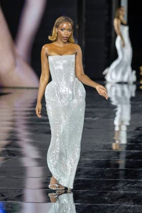 Ama Qamata – L’Oréal Paris Express Your Worth Fashion Show in Paris, France, on September 29, 2025 Olivier Borde Bestimage L’Oréal Paris Fashion Show, Express Your Worth in Paris, France, September 2025, France  Copyright: xOLIVIERxBORDEx xBESTIMAGExOLIVIERxBORDEx xBESTIMAGEx