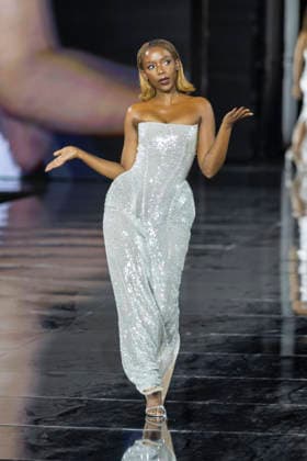 Ama Qamata – L’Oréal Paris Express Your Worth Fashion Show in Paris, France, on September 29, 2025 Olivier Borde Bestimage L’Oréal Paris Fashion Show, Express Your Worth in Paris, France, September 2025, France  Copyright: xOLIVIERxBORDEx xBESTIMAGExOLIVIERxBORDEx xBESTIMAGEx