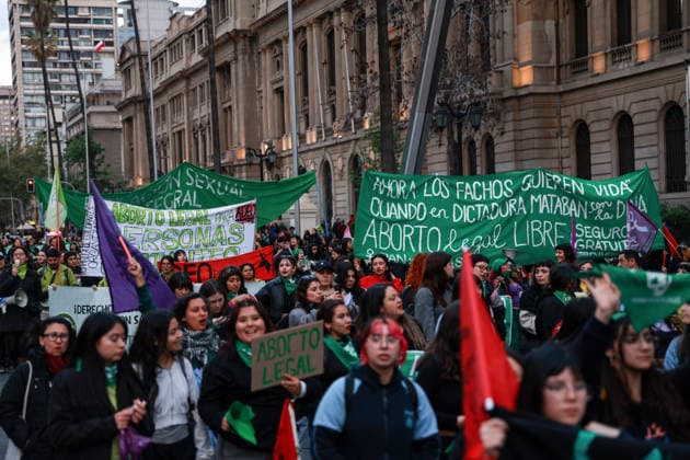 September 28, 2026, Santiago, Chile: Various feminist groups take part in a march in Santiago, Chile, as part of the Global Day of Action for Legal and Safe Abortion. Santiago Chile  - ZUMAu105 20260928_zip_u105_004 Copyright: xManuelxUrzuax