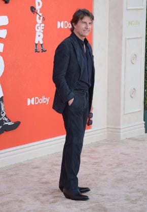 LOS ANGELES, CA - SEPTEMBER 28: Tom Cruise at the Los Angeles Premiere of Warner Bros. Pictures Digger at Directors Village on September 28, 2026 in Los Angeles, California. Copyright: xJeffreyxMayerx