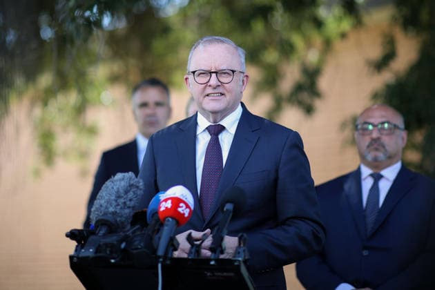ALBANESE HAMPSTEAD BARRACKS, Prime Minister Anthony Albanese and Premier of South Australia Peter Malinauskas during a visit to Hampstead Barracks in Adelaide, Tuesday, September 29, 2026. ( NO ARCHIVING ADELAIDE SOUTH AUSTRALIA Australia  Copyright: xMattxTurnerx 20260929139466149990