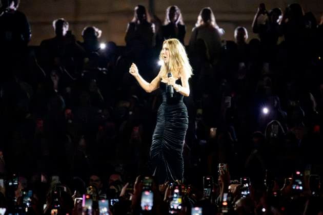September 28, 2026, Paris, France: Canadian singer and global music icon CELINE DION performs during a public show organized by French cosmetics group L Oreal at Place Joffre during Paris Fashion Week. Paris France - ZUMAv140 20260928_zip_v140_003 Copyright: xReginaxVoroninax