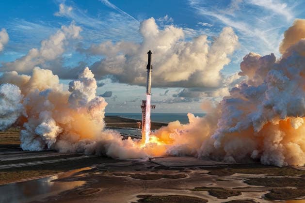 SpaceX s next-generation Starship successfully launched atop the new Super Heavy V3 booster, from Starbase in Boca Chica, Texas, Monday, September 28, 2026. Starship completed its first orbital mission where it delivered Starlink V3 satellites to space for the first time.  WAX2026092801 SPACEX