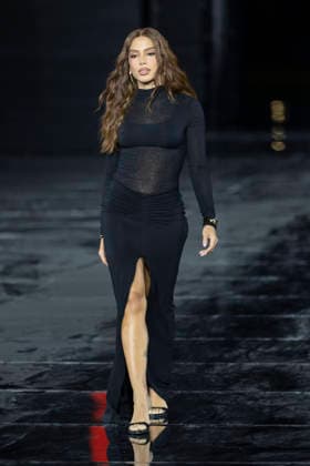 Anitta – L’Oréal Paris Express Your Worth Fashion Show in Paris, France, on September 29, 2025 Olivier Borde Bestimage L’Oréal Paris Fashion Show, Express Your Worth in Paris, France, September 2025, France  Copyright: xOLIVIERxBORDEx xBESTIMAGExOLIVIERxBORDEx xBESTIMAGEx