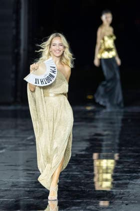 Luisana Lopilato – L’Oréal Paris Express Your Worth Fashion Show in Paris, France, on September 29, 2025 Olivier Borde Bestimage L’Oréal Paris Fashion Show, Express Your Worth in Paris, France, September 2025 France  Copyright: xOLIVIERxBORDEx xBESTIMAGExOLIVIERxBORDEx xBESTIMAGEx