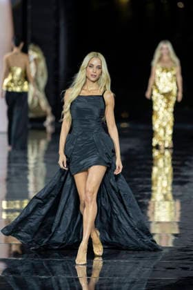Doukissa Nomikou – L’Oréal Paris Express Your Worth Fashion Show in Paris, France, on September 29, 2025 Olivier Borde Bestimage L’Oréal Paris Fashion Show, Express Your Worth in Paris, France, September 2025 France  Copyright: xOLIVIERxBORDEx xBESTIMAGExOLIVIERxBORDEx xBESTIMAGEx